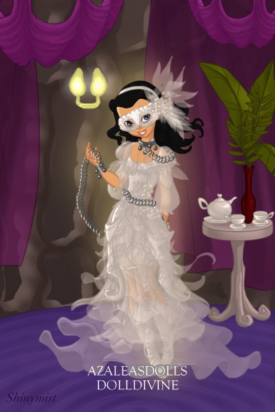 A Ghostly Masquerade ~ Me attending the Ghostly Masquerade host