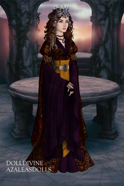 Riselyn\'s Council Robes ~ She's also wearing her mother's crown. O